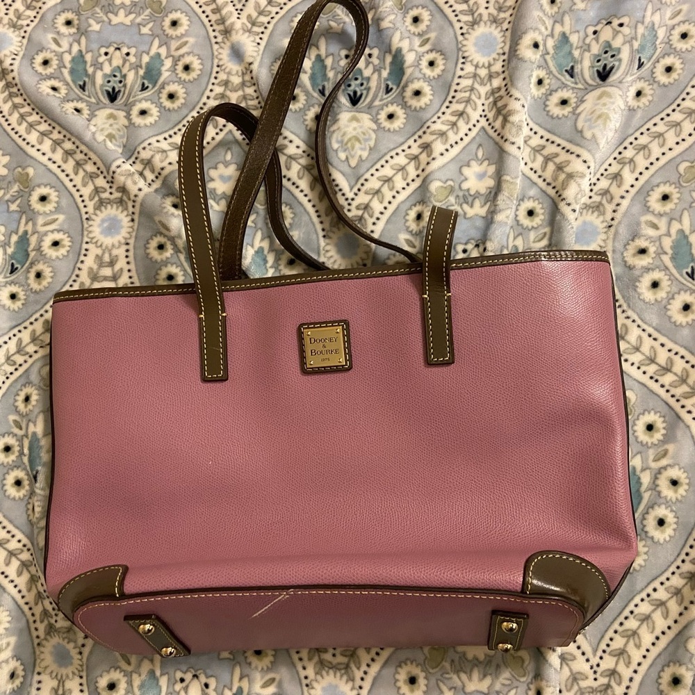 Dooney and Bourke bag